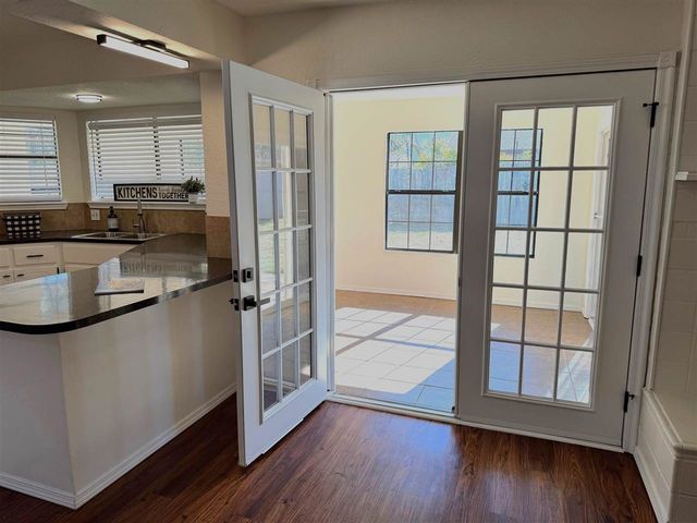 7610 NW Kingsbury Ave, Lawton, OK 73505