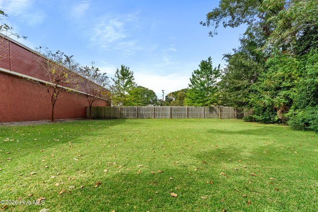 1710 Church Street, Wilmington, NC 28403