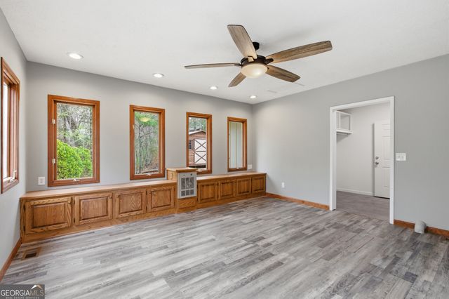 276 Bent Oak Drive, Cornelia, GA 30531