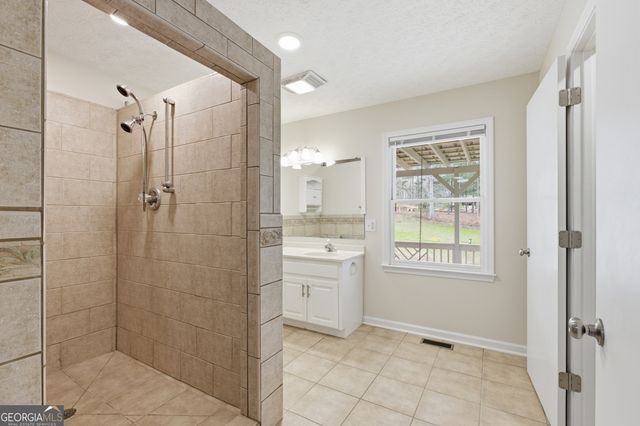 276 Bent Oak Drive, Cornelia, GA 30531