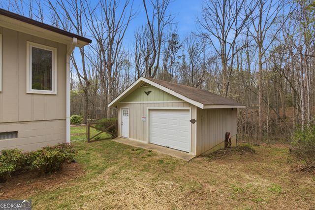 276 Bent Oak Drive, Cornelia, GA 30531