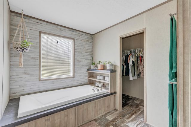 376 County Road 67632, Dayton, TX 77535