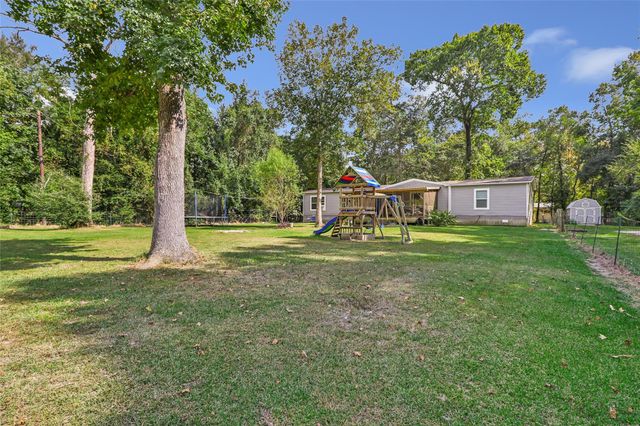 376 County Road 67632, Dayton, TX 77535