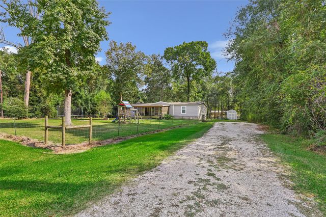 376 County Road 67632, Dayton, TX 77535