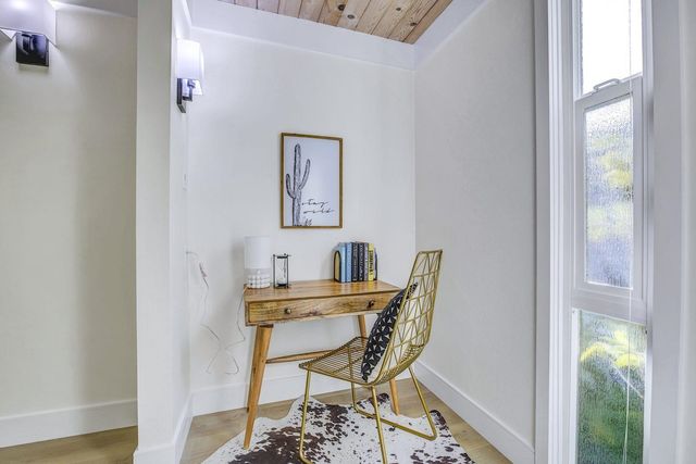 6635 Banning Dr, Oakland, CA 94611