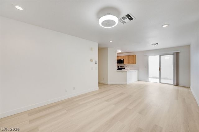 10059 Crisp Clover Street, Las Vegas, NV 89183