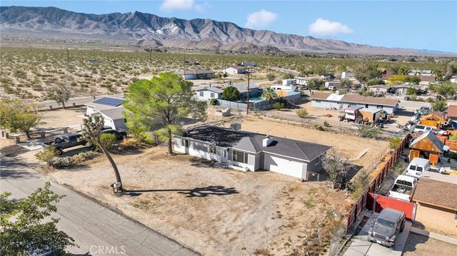 9982 El Sereno, Lucerne Valley, CA 92356