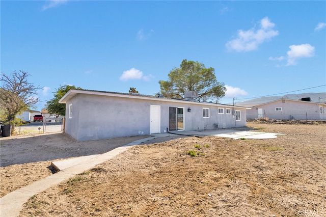 9982 El Sereno, Lucerne Valley, CA 92356