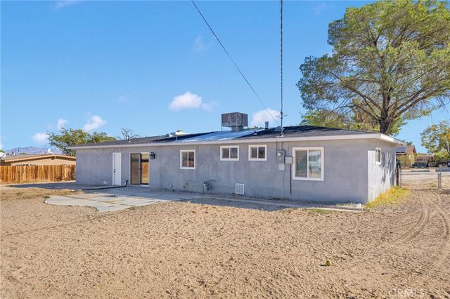 9982 El Sereno, Lucerne Valley, CA 92356