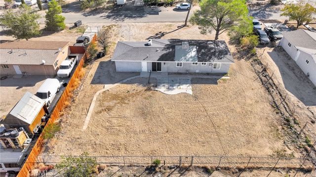 9982 El Sereno, Lucerne Valley, CA 92356