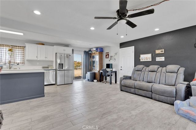 9982 El Sereno, Lucerne Valley, CA 92356
