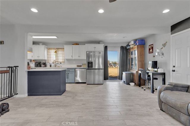 9982 El Sereno, Lucerne Valley, CA 92356