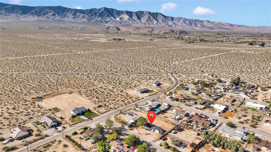 9982 El Sereno, Lucerne Valley, CA 92356