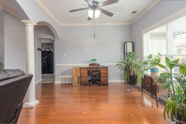 475 CROOKED CREEK DR, Oakland, TN 38060
