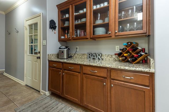 475 CROOKED CREEK DR, Oakland, TN 38060