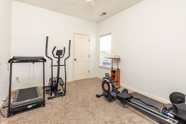 475 CROOKED CREEK DR, Oakland, TN 38060