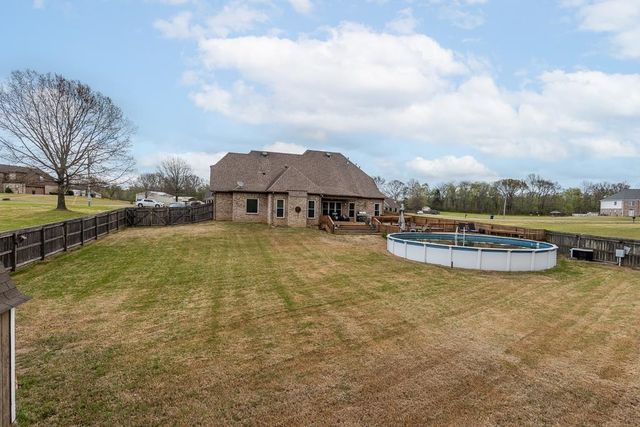 475 CROOKED CREEK DR, Oakland, TN 38060
