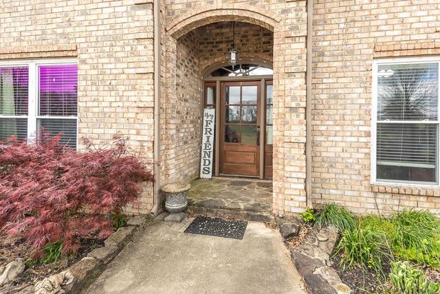 475 CROOKED CREEK DR, Oakland, TN 38060