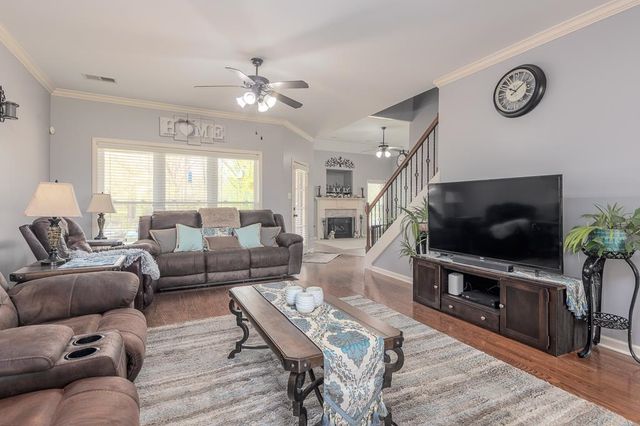 475 CROOKED CREEK DR, Oakland, TN 38060