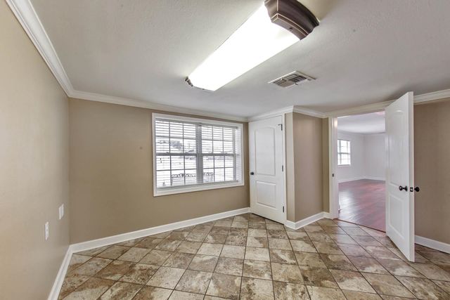 206 Lola, Gray, LA 70359