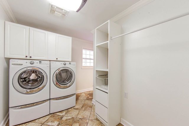 206 Lola, Gray, LA 70359