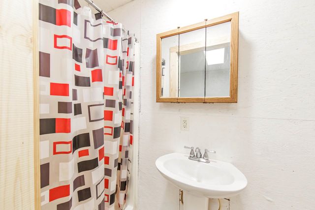 206 Lola, Gray, LA 70359