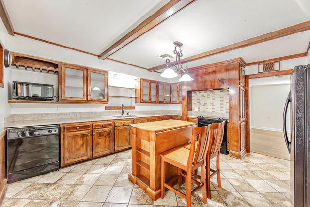 206 Lola, Gray, LA 70359