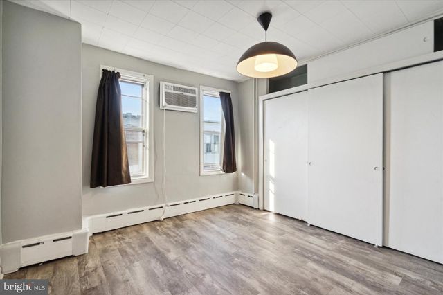 1547 S NEWKIRK ST, Philadelphia, PA 19146