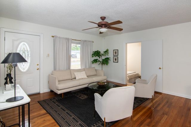 1815 Mayhew Street, Tallahassee, FL 32304