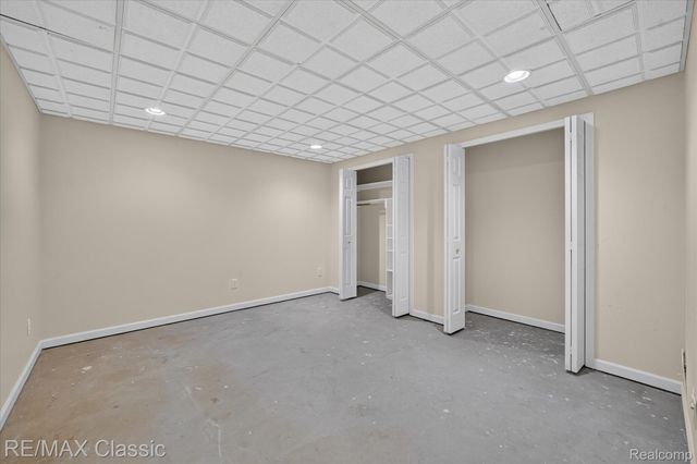 6280 Whispering Meadows Drive, White Lake Charter Township, MI 48383
