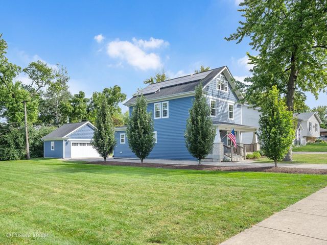 109 Grove Avenue, Glen Ellyn, IL 60137