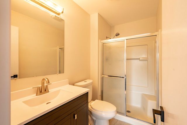 629 W Streamwood Boulevard B, Streamwood, IL 60107