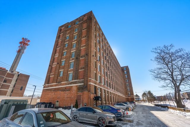 146 Court St 108, Brockton, MA 02302