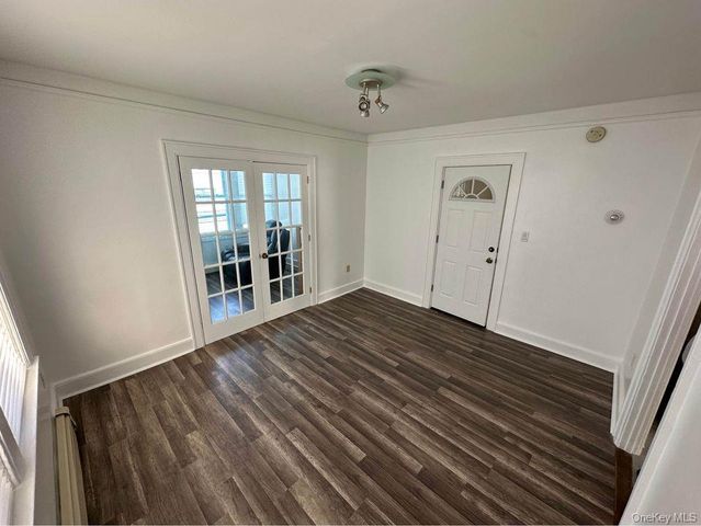 11110 14th Avenue, College Point, NY 11356