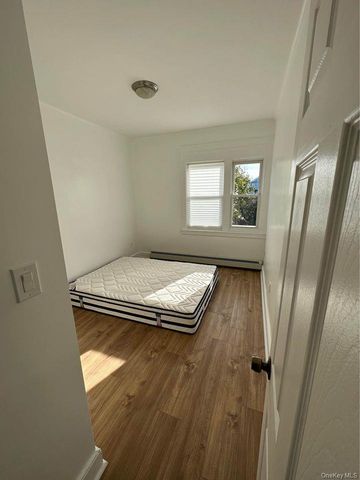 11110 14th Avenue, College Point, NY 11356