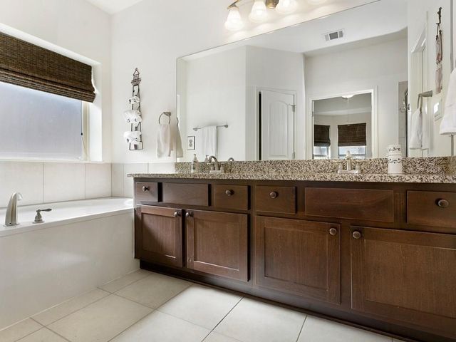 5021 Pearl Crescent LN, Georgetown, TX 78626