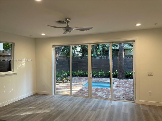 2840 Shipping Ave 2840, Miami, FL 33133