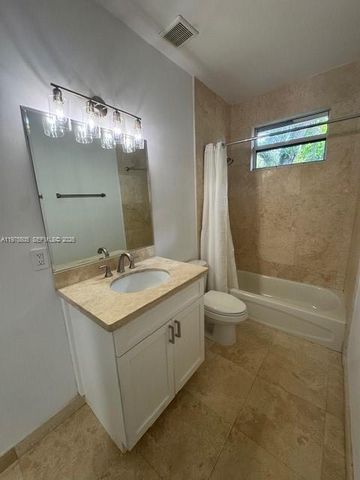 2840 Shipping Ave 2840, Miami, FL 33133