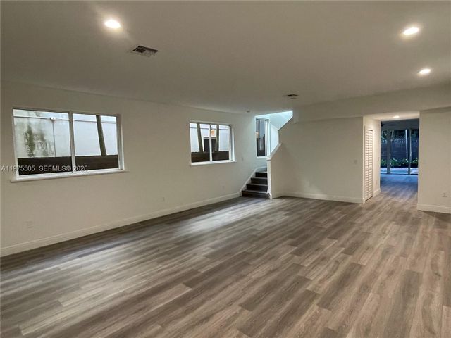 2840 Shipping Ave 2840, Miami, FL 33133