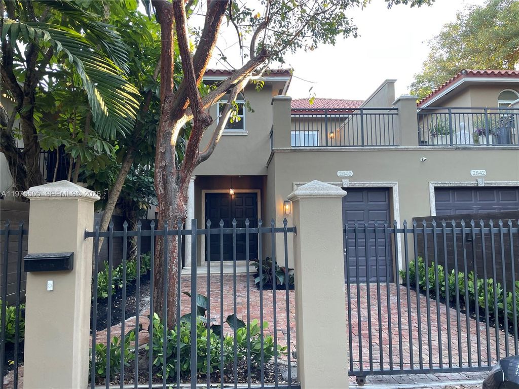 2840 Shipping Ave 2840, Miami, FL 33133