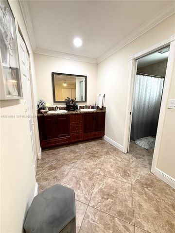 8731 NW 153rd Ter, Miami Lakes, FL 33018