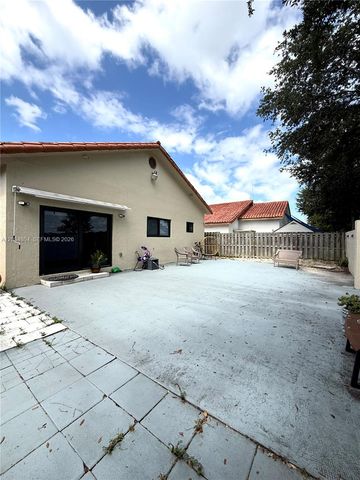 8731 NW 153rd Ter, Miami Lakes, FL 33018