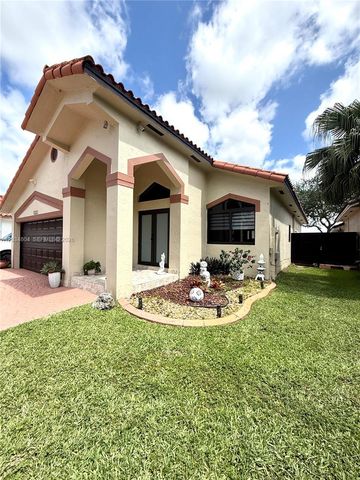 8731 NW 153rd Ter, Miami Lakes, FL 33018