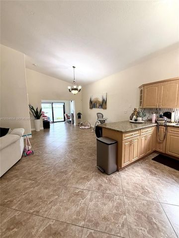 8731 NW 153rd Ter, Miami Lakes, FL 33018