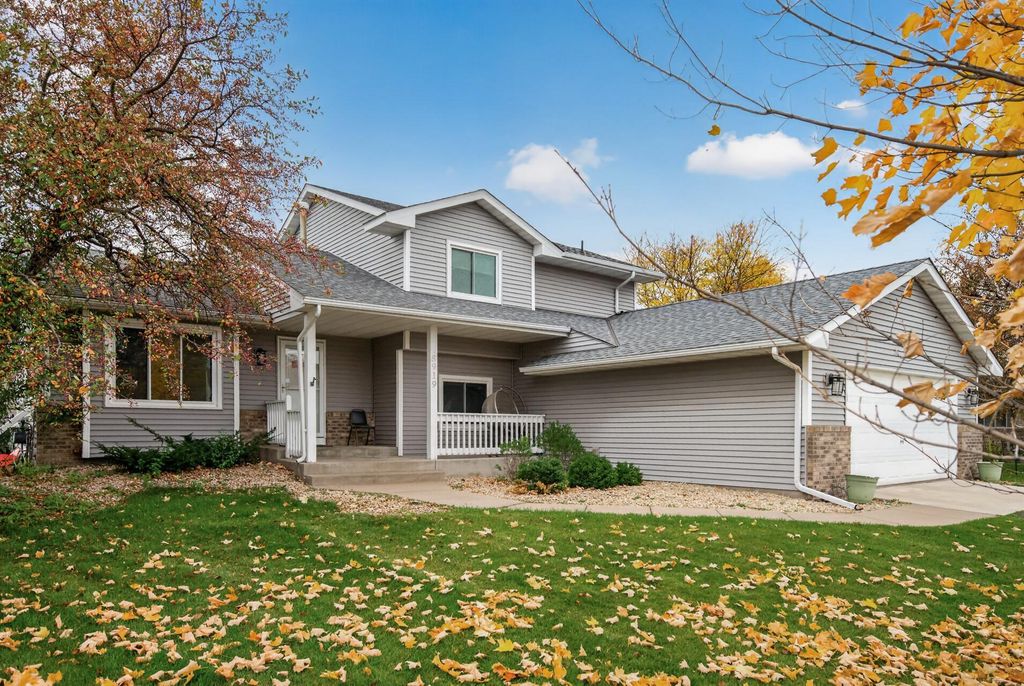 8919 Victoria Gardens, Brooklyn Park, MN 55443 — photo 2
