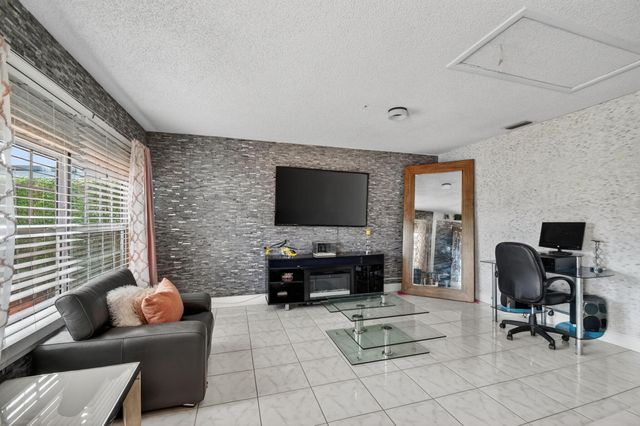 4033 Kent Avenue, Lake Worth Beach, FL 33461