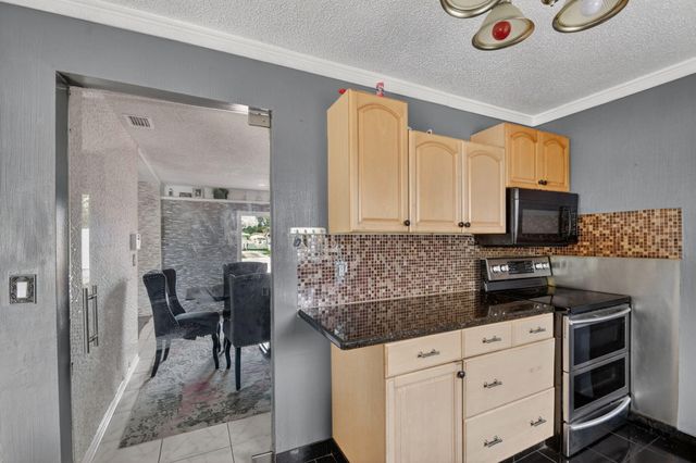 4033 Kent Avenue, Lake Worth Beach, FL 33461