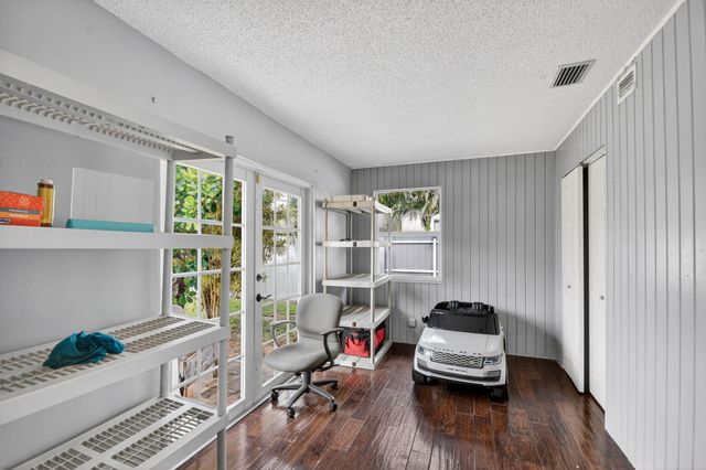 4033 Kent Avenue, Lake Worth Beach, FL 33461
