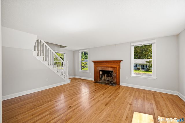 387 Mixville Road, Cheshire, CT 06410