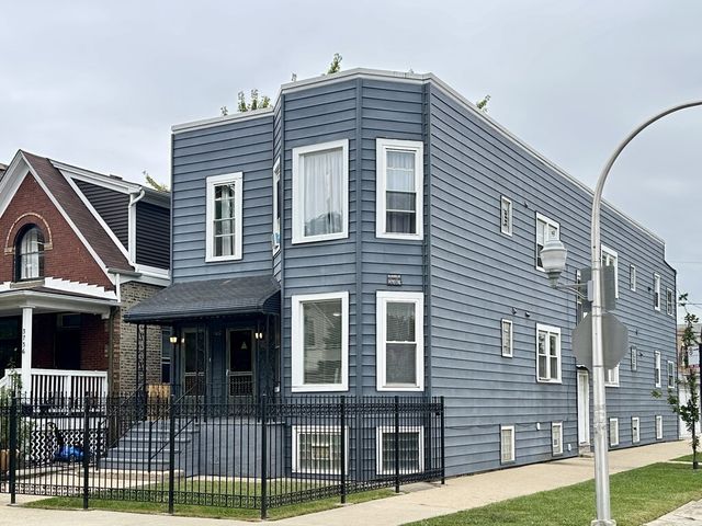 3734 W Wabansia Avenue 1F, Chicago, IL 60647